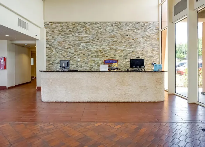 Oyo East (adults Only) Hotel Killeen