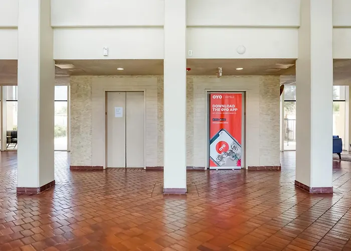 Oyo East (adults Only) Hotel