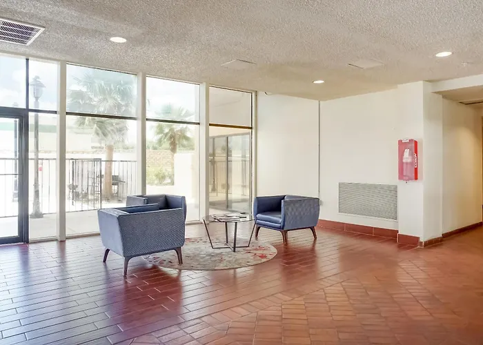 Hotel Oyo East (adults Only) Killeen